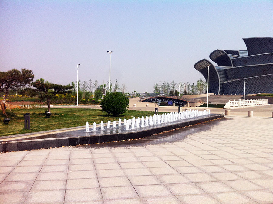 东营大剧院涌泉