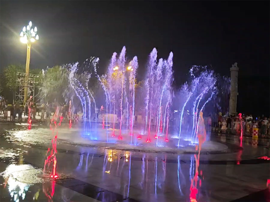 利津凤凰广场音乐喷泉