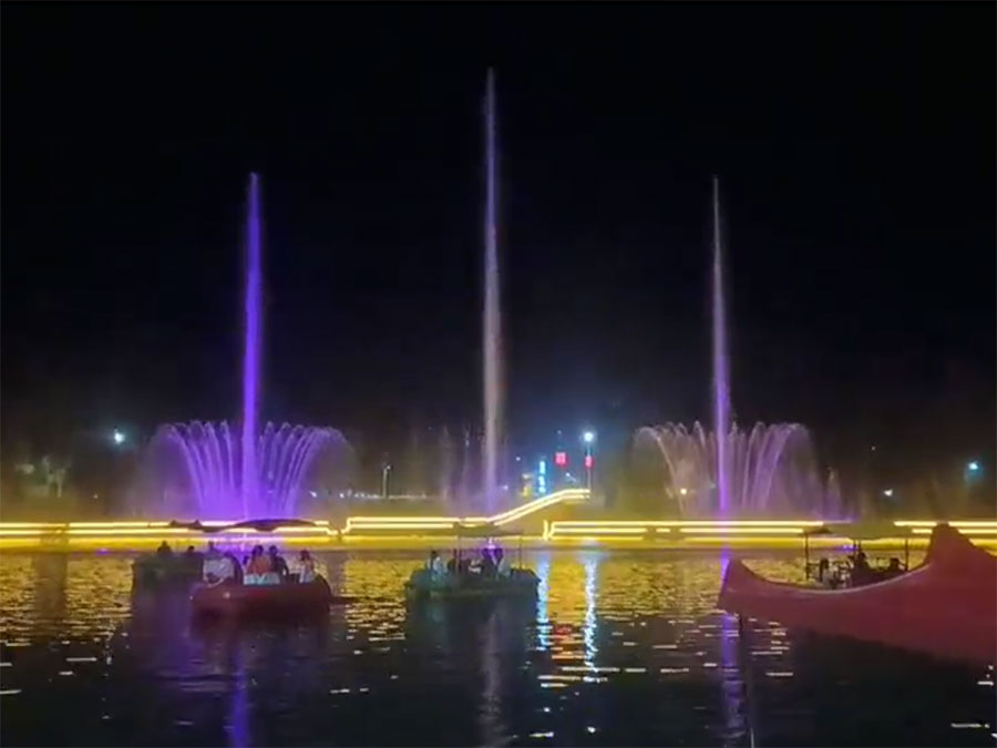 沂水院东头河道音乐喷泉